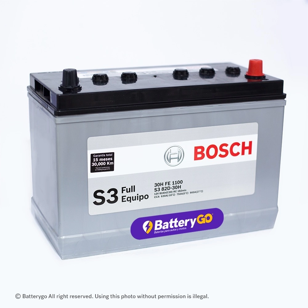 Batería Bosch S3 30H FE (12V, 82Ah) con su diseño característico, lista para servicio a domicilio en Guayaquil.