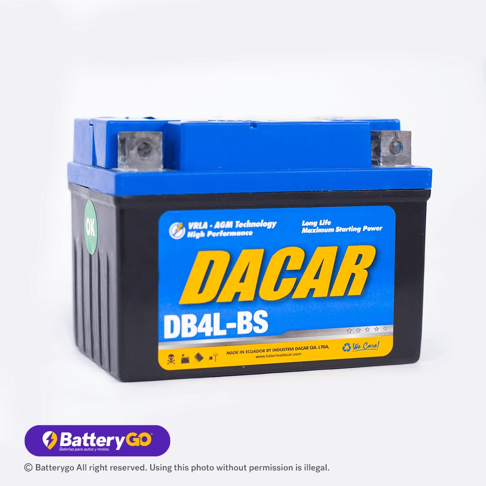 Batería Dacar DB4L-BS (4Ah) para motocicleta, disponible para servicio a domicilio en Guayaquil.
